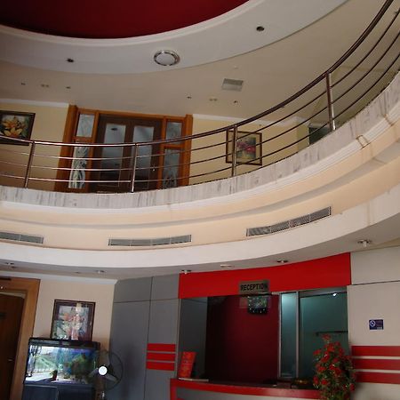 Bari International Hotel Bhubaneswar Eksteriør billede